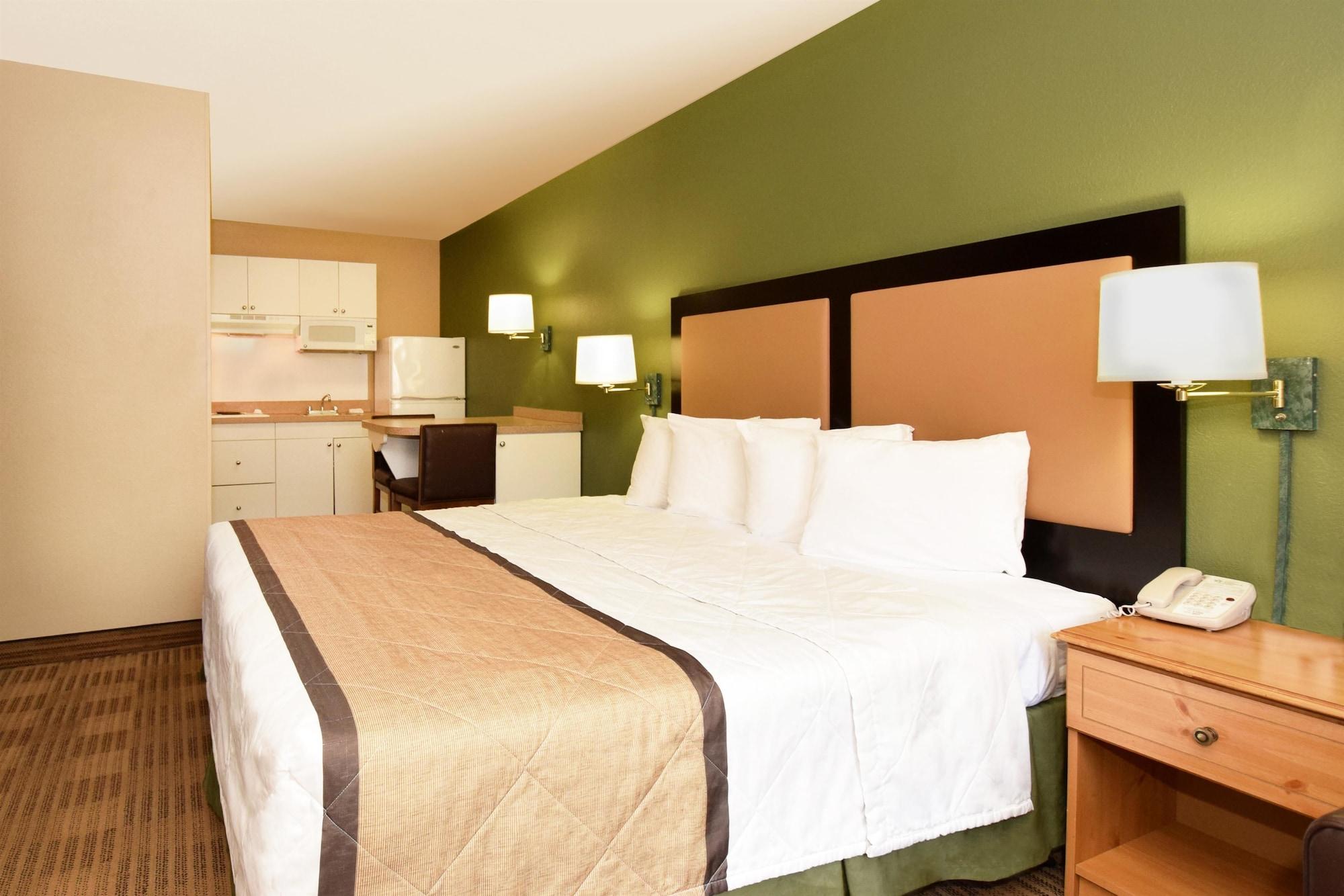 Extended America - Portland - 2*